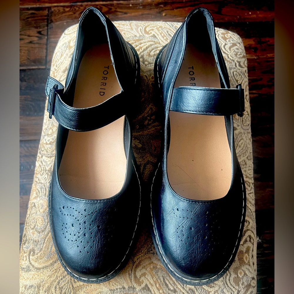 Torrid Black Women's Mary Jane Shoes 10.5 WW